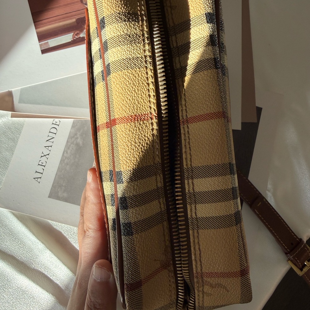 Burberry Beige Check Crossbody Bag with Brown Trim - Picture 3 of 13